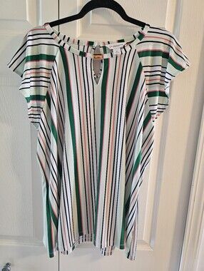 Liz Clairborne Flutter Sleeve Pull Over Shirt